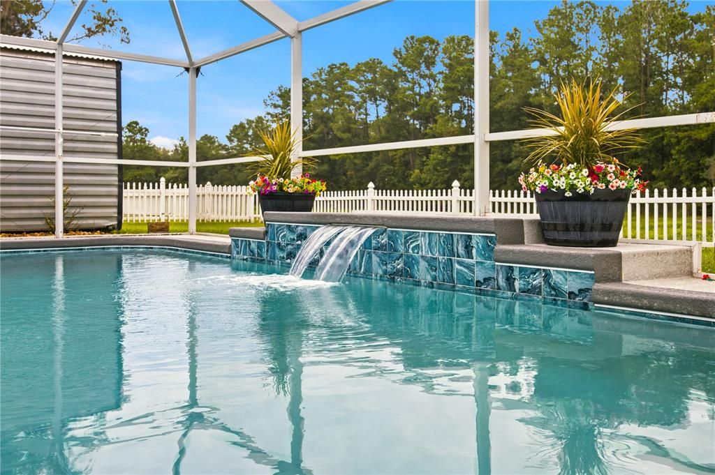 En Venta: $325,000 (3 camas, 2 baños, 1596 Pies cuadrados)