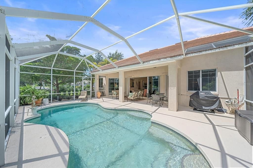 For Sale: $649,900 (3 beds, 2 baths, 2270 Square Feet)