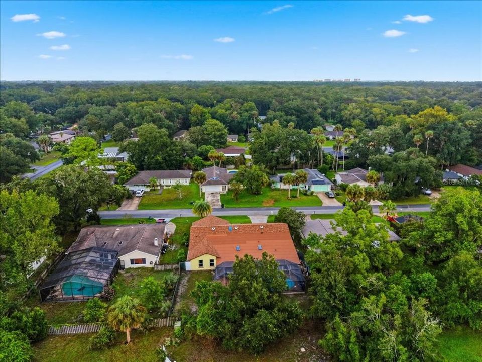 For Sale: $375,000 (3 beds, 3 baths, 2529 Square Feet)