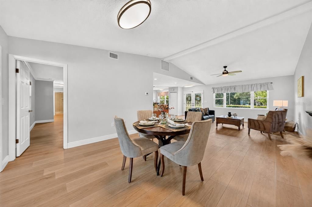For Sale: $615,000 (3 beds, 2 baths, 1869 Square Feet)