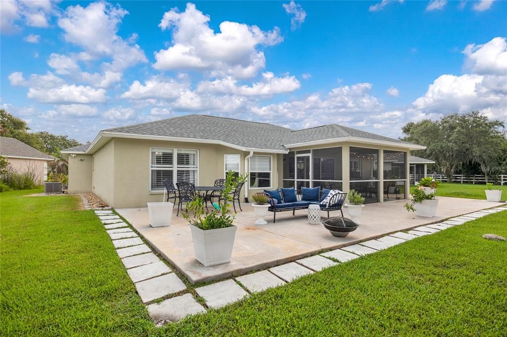 For Sale: $599,000 (3 beds, 2 baths, 1479 Square Feet)