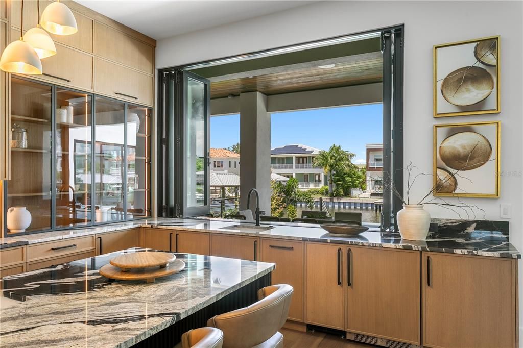 For Sale: $7,395,000 (6 beds, 5 baths, 5665 Square Feet)