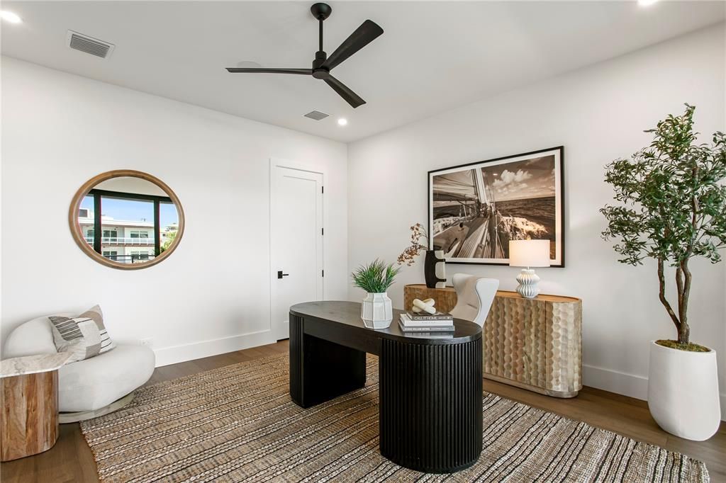 For Sale: $7,395,000 (6 beds, 5 baths, 5665 Square Feet)
