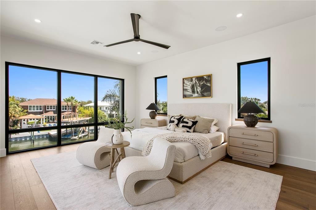 For Sale: $7,395,000 (6 beds, 5 baths, 5665 Square Feet)