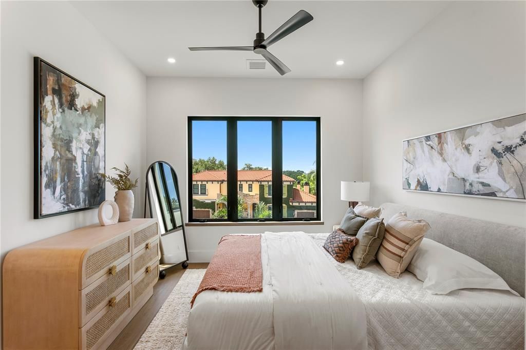 For Sale: $7,395,000 (6 beds, 5 baths, 5665 Square Feet)