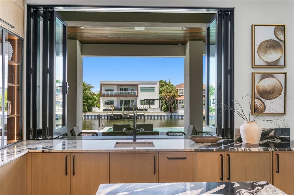For Sale: $7,395,000 (6 beds, 5 baths, 5665 Square Feet)