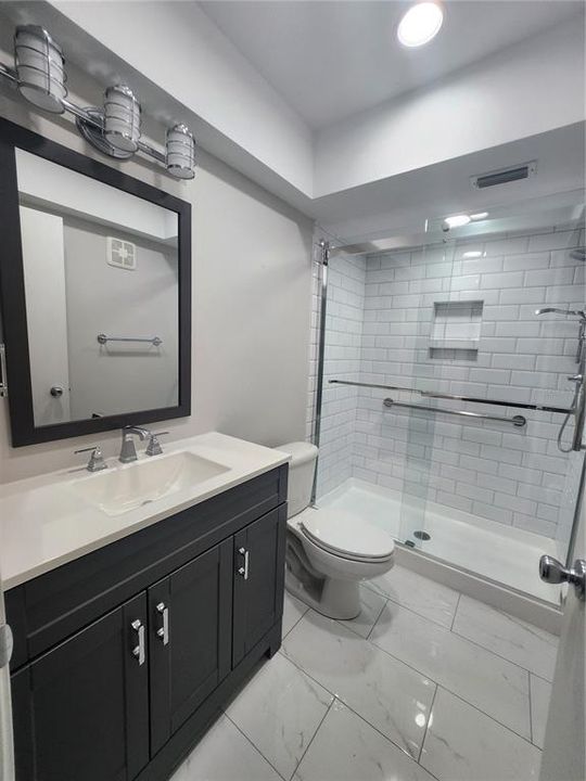 For Rent: $1,850 (2 beds, 2 baths, 1000 Square Feet)