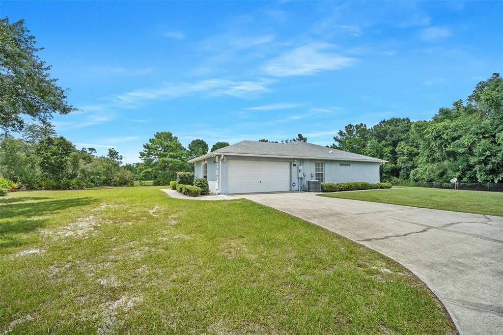 For Sale: $549,000 (3 beds, 2 baths, 2144 Square Feet)