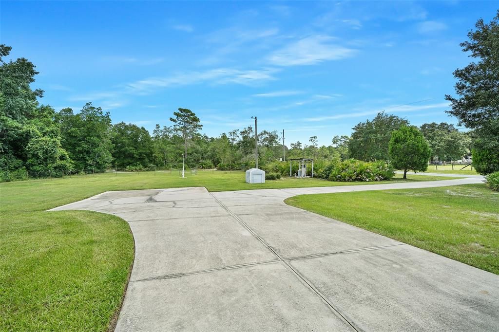 For Sale: $549,000 (3 beds, 2 baths, 2144 Square Feet)