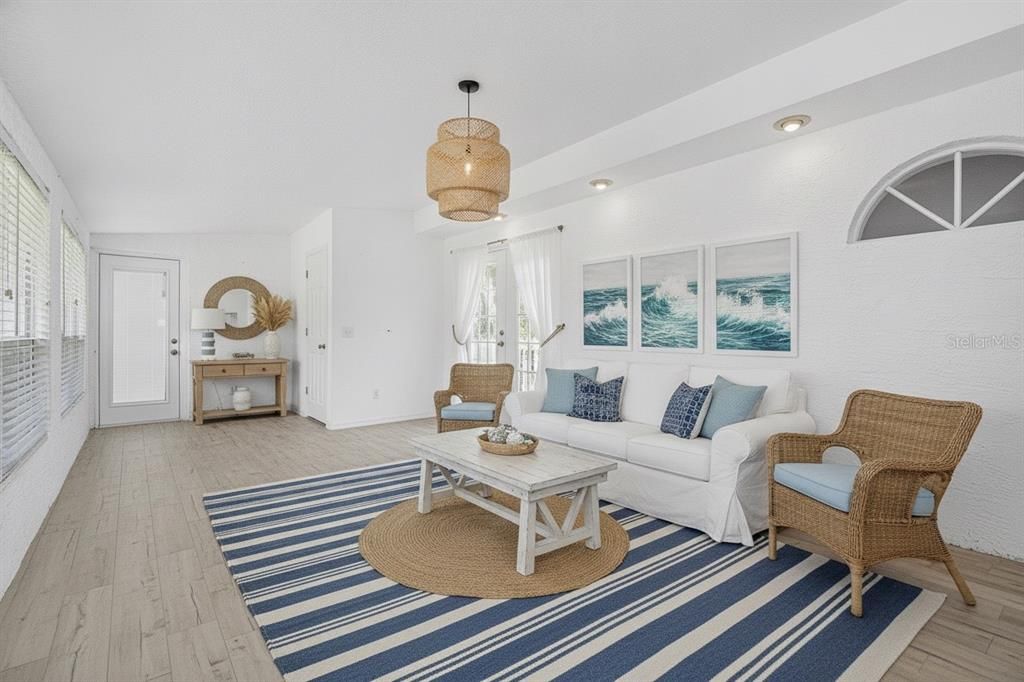 For Sale: $549,000 (3 beds, 2 baths, 2144 Square Feet)