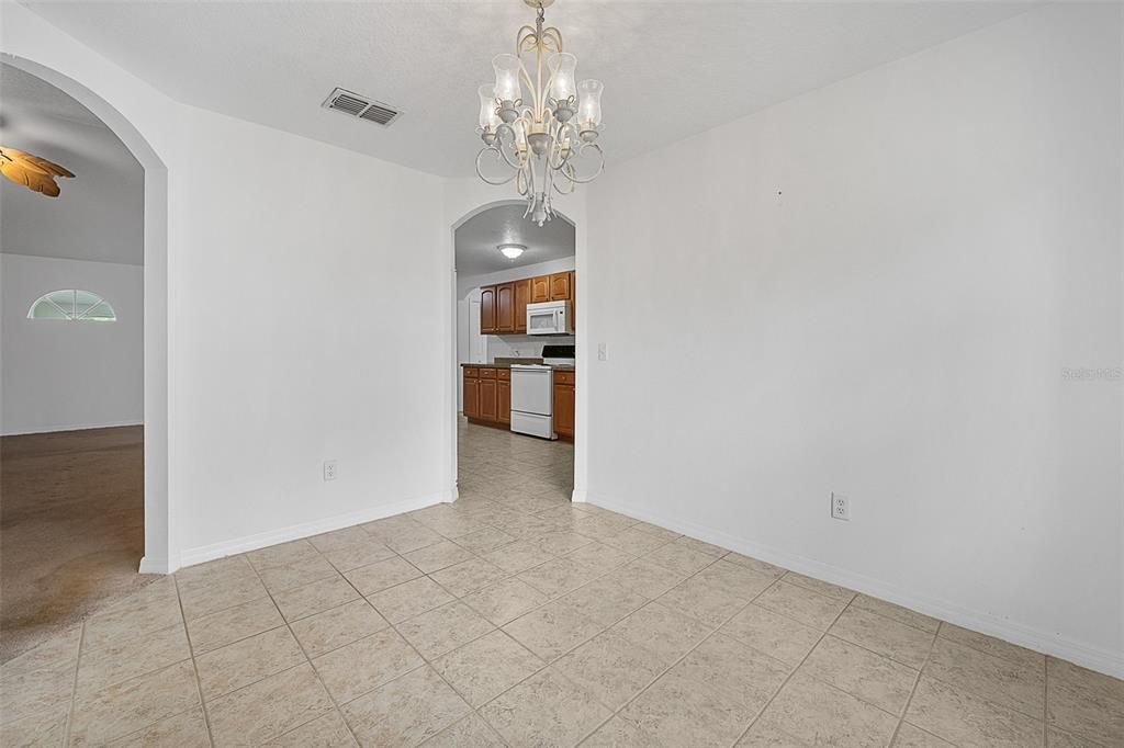 For Sale: $549,000 (3 beds, 2 baths, 2144 Square Feet)