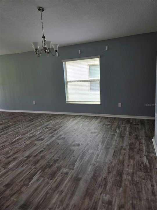 En Renta: $2,300 (4 camas, 2 baños, 1841 Pies cuadrados)