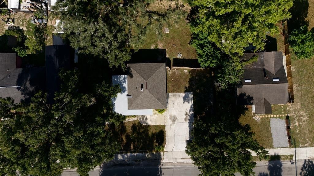 For Sale: $249,999 (3 beds, 1 baths, 917 Square Feet)
