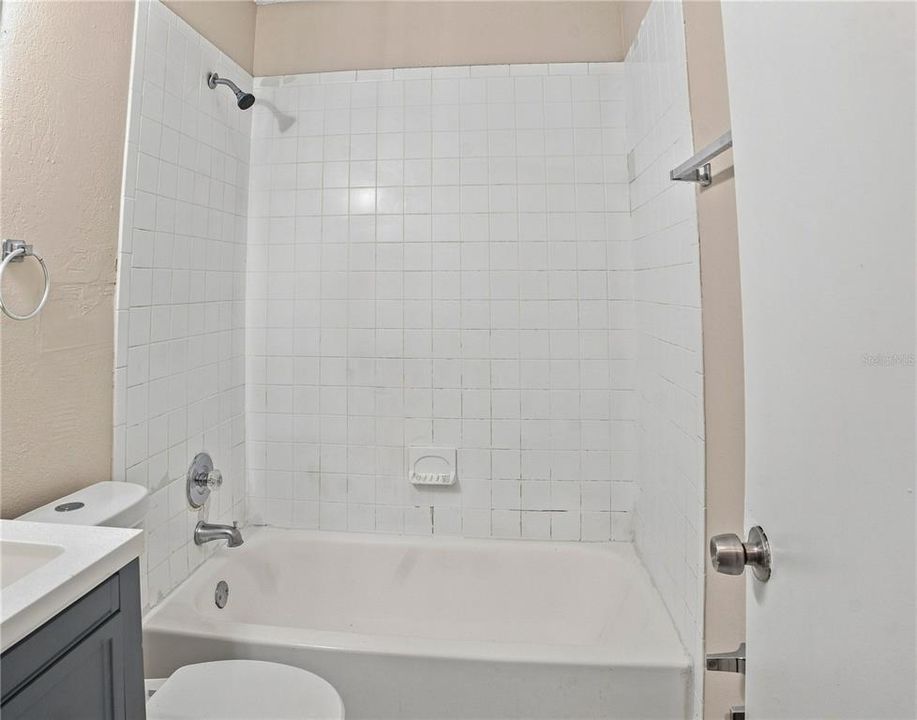For Sale: $249,999 (3 beds, 1 baths, 917 Square Feet)