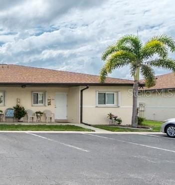 Recently Sold: $125,000 (2 beds, 2 baths, 886 Square Feet)