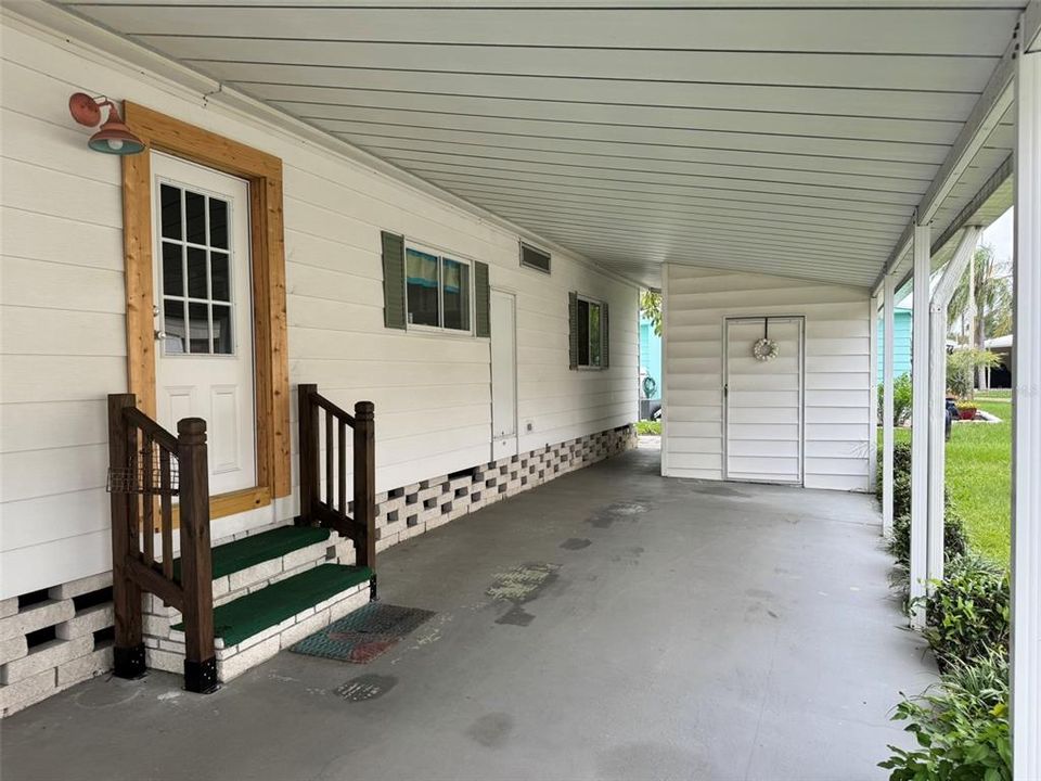For Sale: $139,700 (2 beds, 2 baths, 1056 Square Feet)