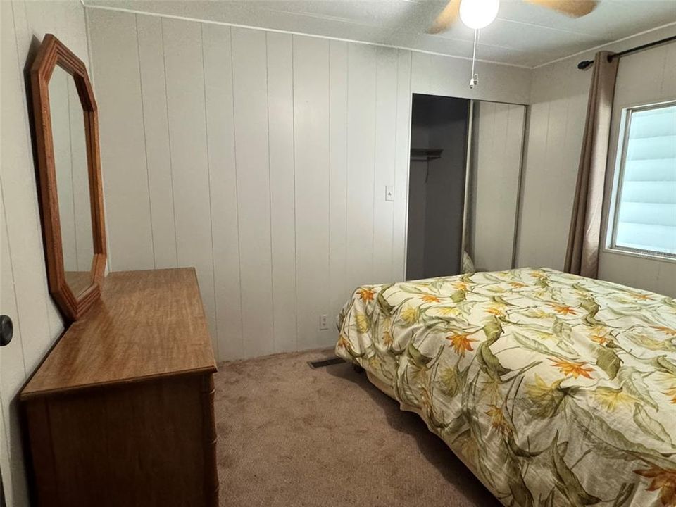 For Sale: $139,700 (2 beds, 2 baths, 1056 Square Feet)
