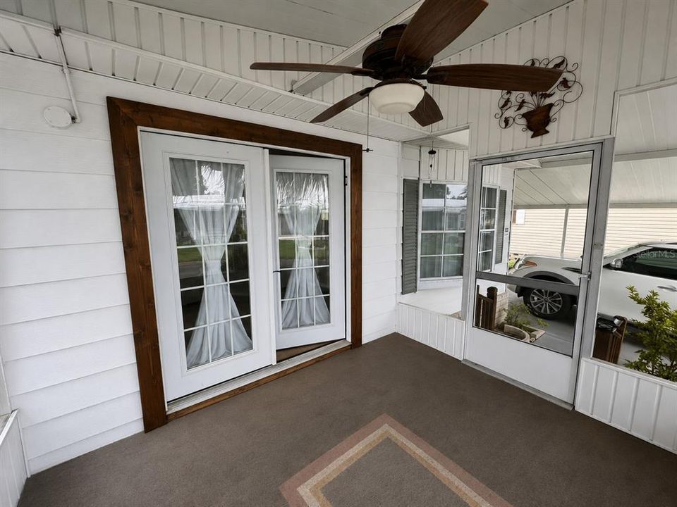 For Sale: $139,700 (2 beds, 2 baths, 1056 Square Feet)