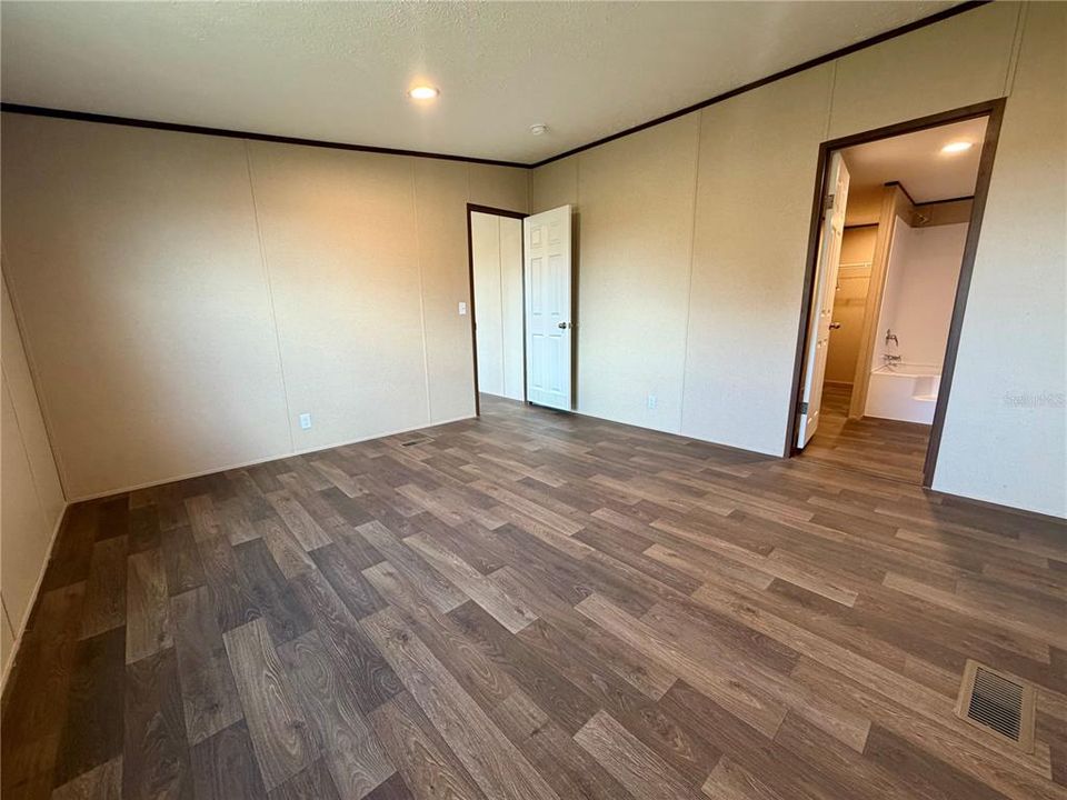 En Venta: $275,000 (3 camas, 2 baños, 1132 Pies cuadrados)