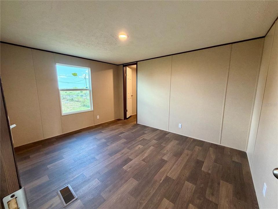 En Venta: $275,000 (3 camas, 2 baños, 1132 Pies cuadrados)