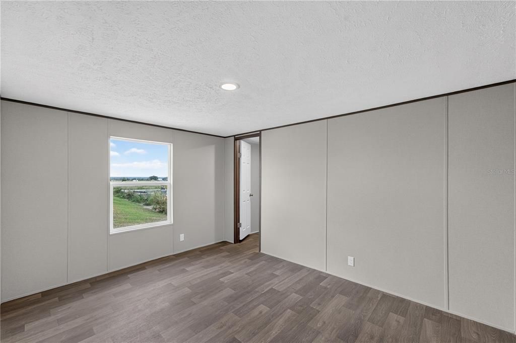 For Sale: $265,000 (3 beds, 2 baths, 1132 Square Feet)