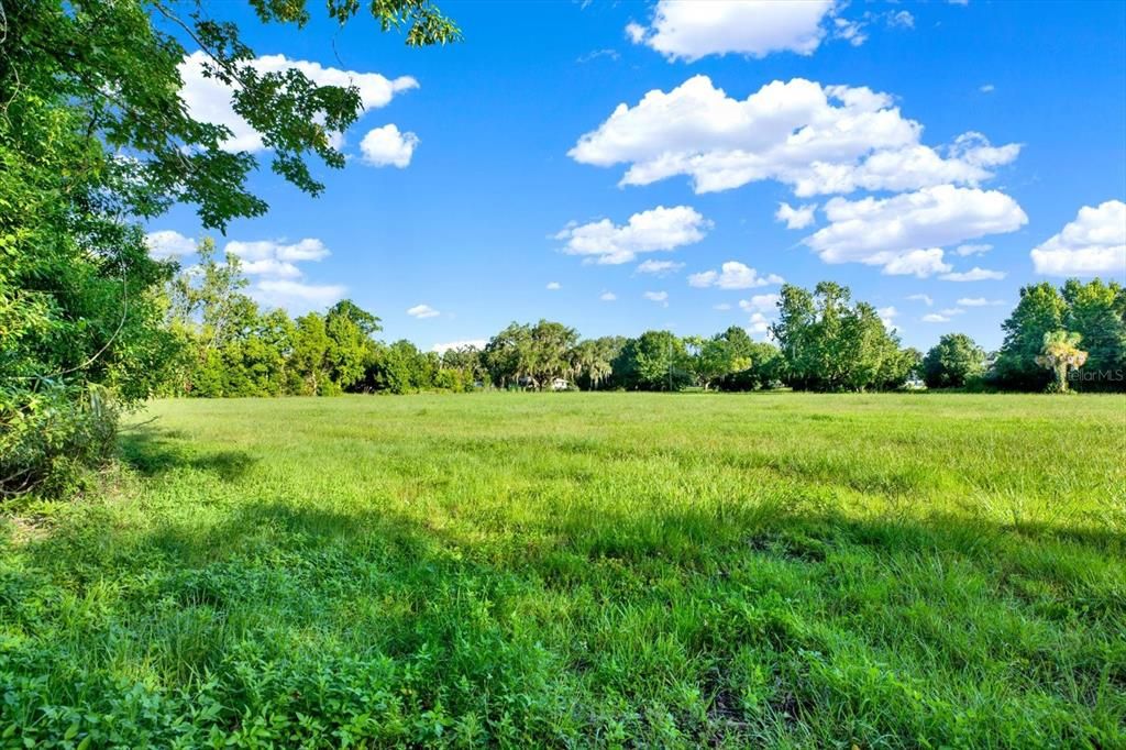 En Venta: $160,000 (0.71 acres)