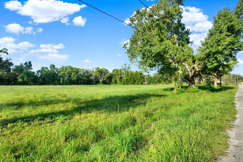 En Venta: $160,000 (0.71 acres)