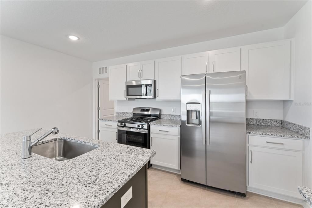 En Venta: $424,990 (3 camas, 2 baños, 1536 Pies cuadrados)