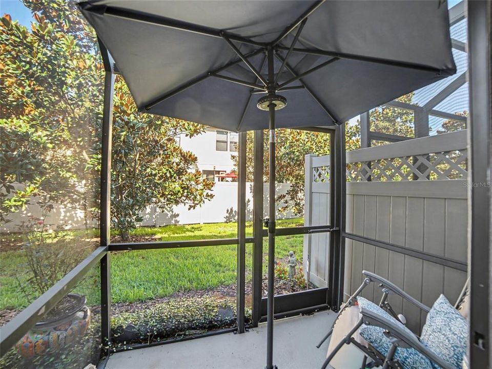 For Sale: $315,000 (2 beds, 2 baths, 1571 Square Feet)