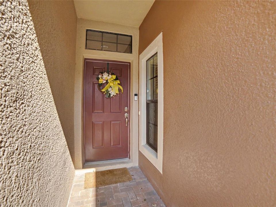 For Sale: $315,000 (2 beds, 2 baths, 1571 Square Feet)