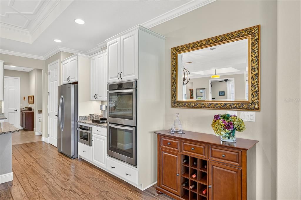 For Sale: $608,800 (3 beds, 2 baths, 2812 Square Feet)