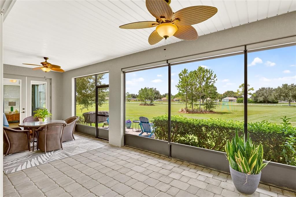 For Sale: $608,800 (3 beds, 2 baths, 2812 Square Feet)