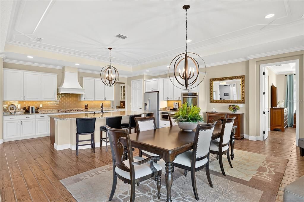 For Sale: $608,800 (3 beds, 2 baths, 2812 Square Feet)