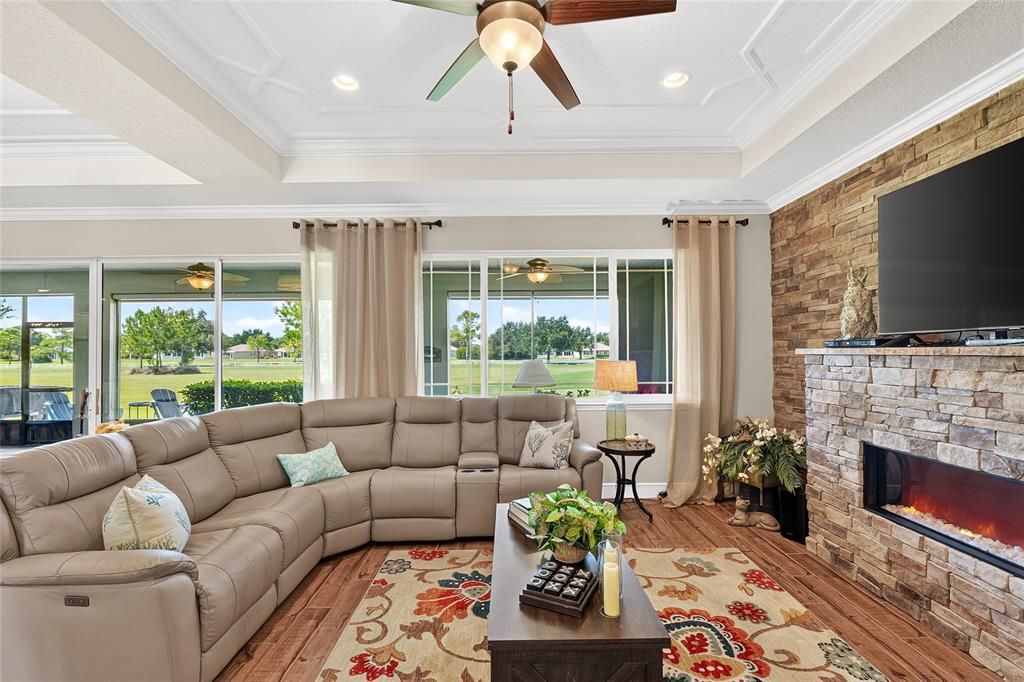 For Sale: $608,800 (3 beds, 2 baths, 2812 Square Feet)