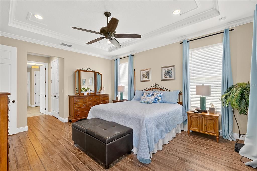 For Sale: $608,800 (3 beds, 2 baths, 2812 Square Feet)