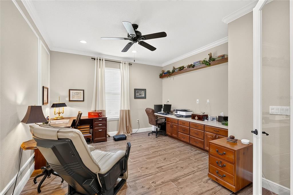 For Sale: $608,800 (3 beds, 2 baths, 2812 Square Feet)