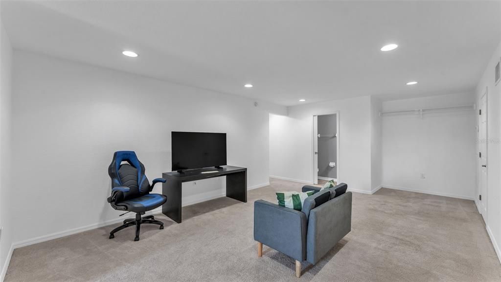En Venta: $475,000 (5 camas, 3 baños, 2956 Pies cuadrados)