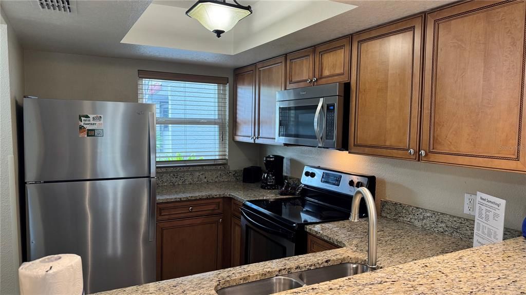 For Rent: $2,000 (2 beds, 2 baths, 1052 Square Feet)