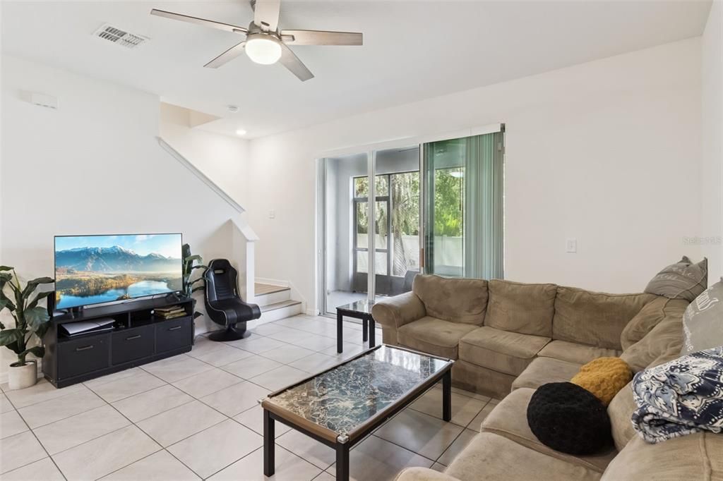 For Sale: $335,000 (3 beds, 2 baths, 1707 Square Feet)