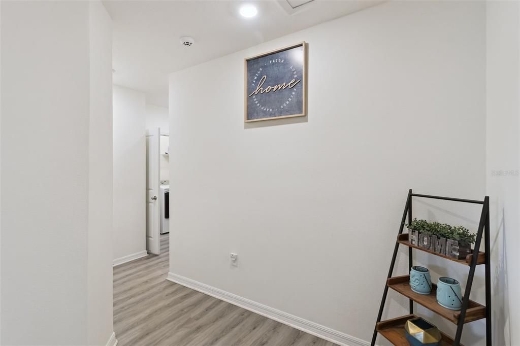 For Sale: $335,000 (3 beds, 2 baths, 1707 Square Feet)