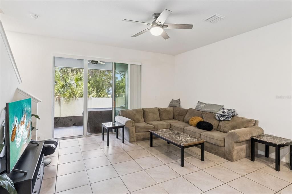 For Sale: $335,000 (3 beds, 2 baths, 1707 Square Feet)