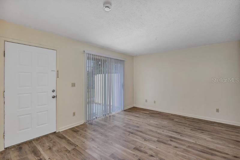 En Venta: $530,000 (8 camas, 0 baños, 3233 Pies cuadrados)