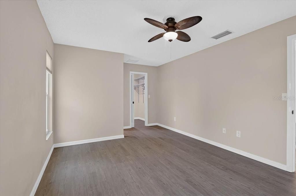 For Sale: $459,000 (3 beds, 2 baths, 1923 Square Feet)