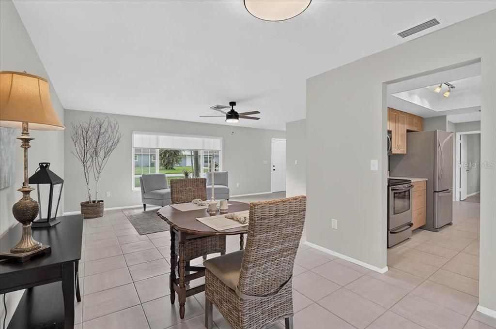 For Sale: $459,000 (3 beds, 2 baths, 1923 Square Feet)