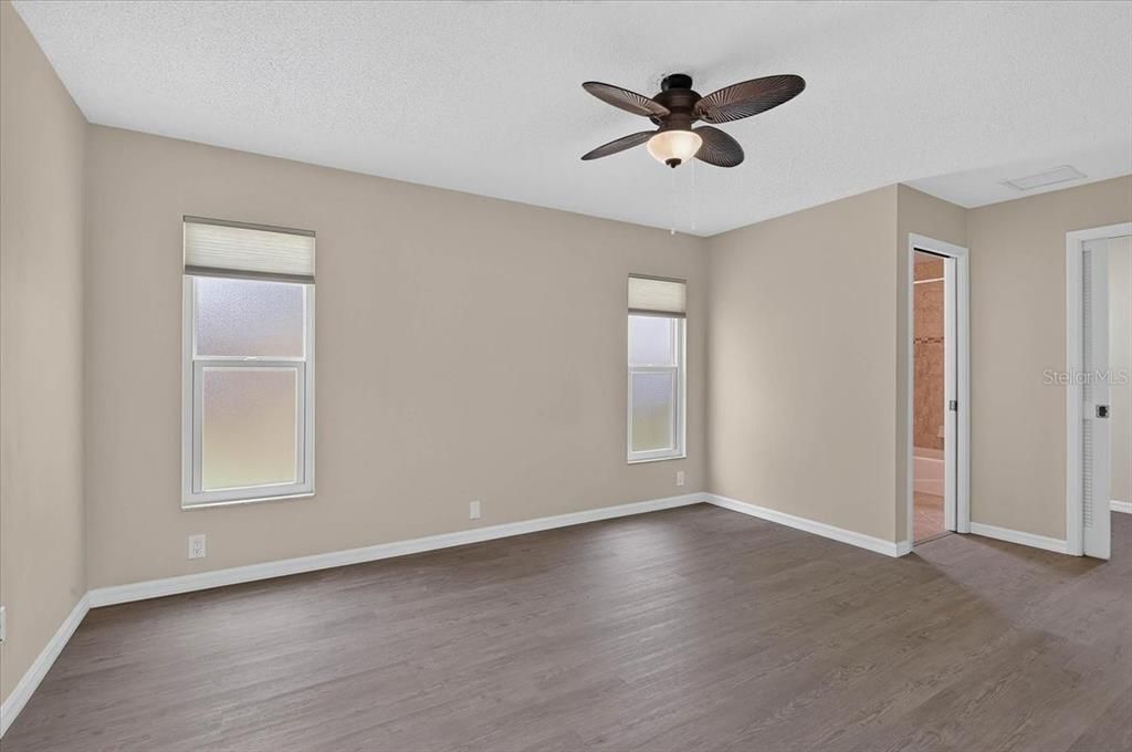 For Sale: $459,000 (3 beds, 2 baths, 1923 Square Feet)