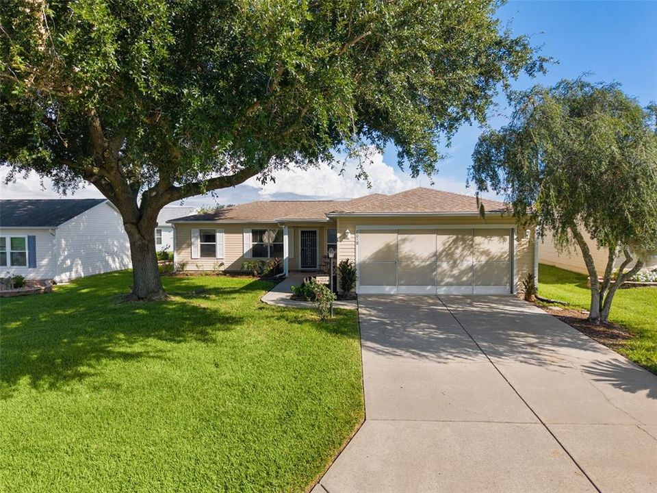 For Sale: $280,000 (2 beds, 2 baths, 1213 Square Feet)