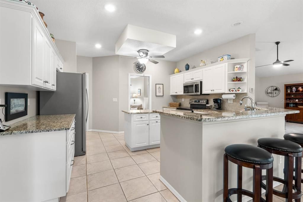For Sale: $325,000 (3 beds, 2 baths, 1863 Square Feet)