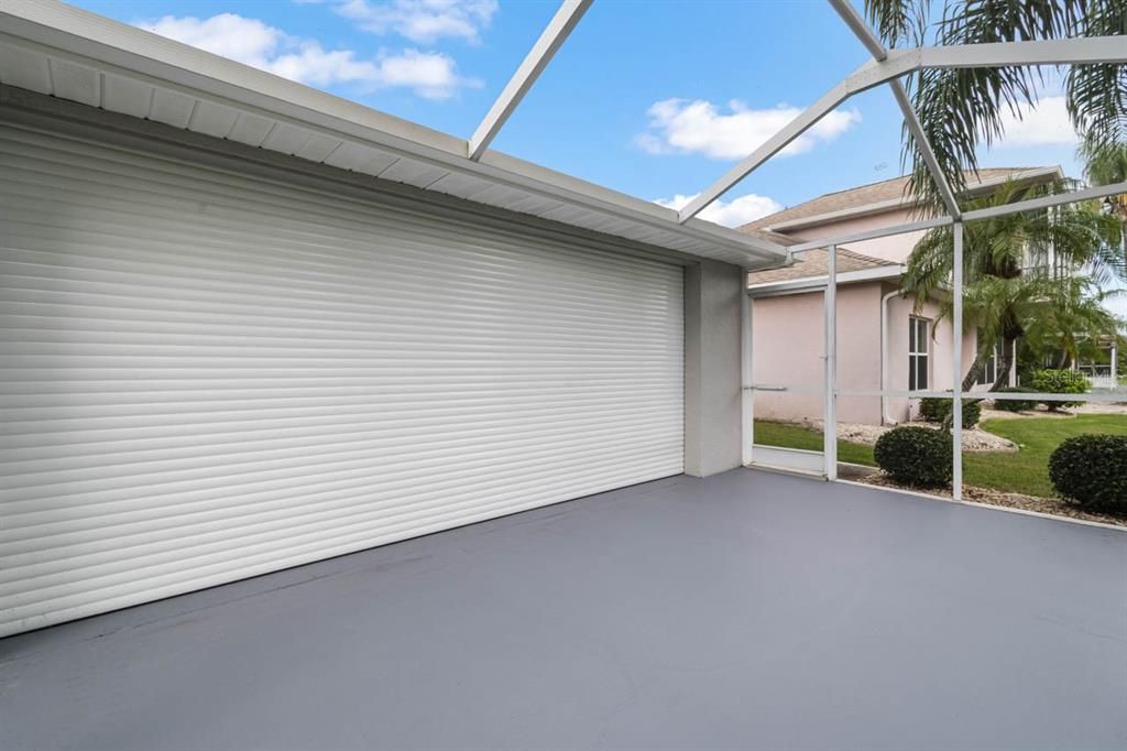 For Sale: $325,000 (3 beds, 2 baths, 1863 Square Feet)