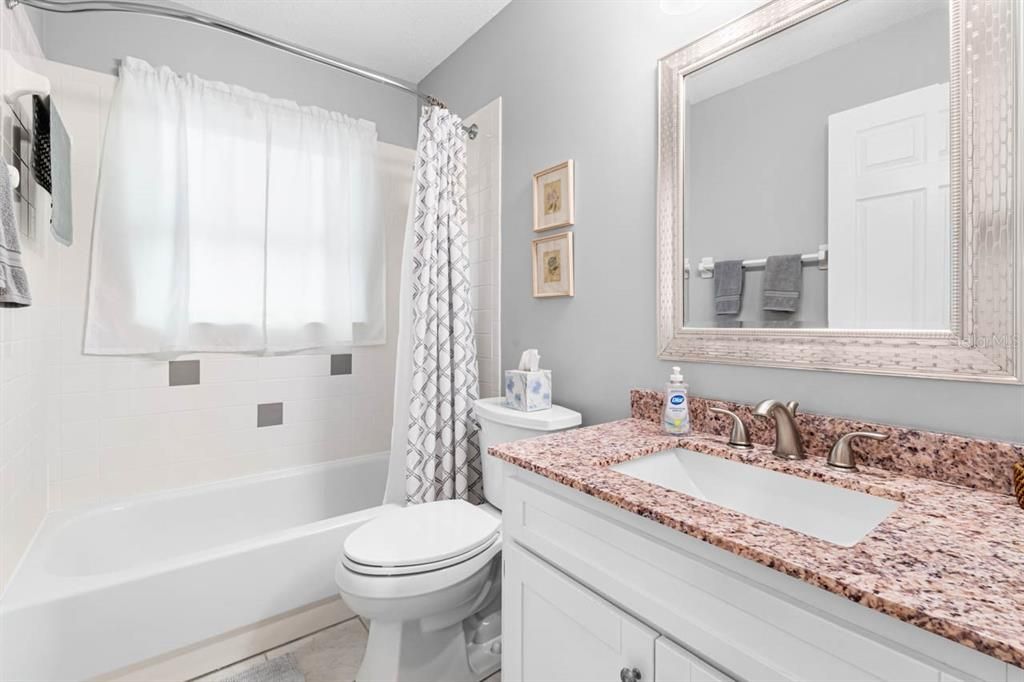 For Sale: $325,000 (3 beds, 2 baths, 1863 Square Feet)