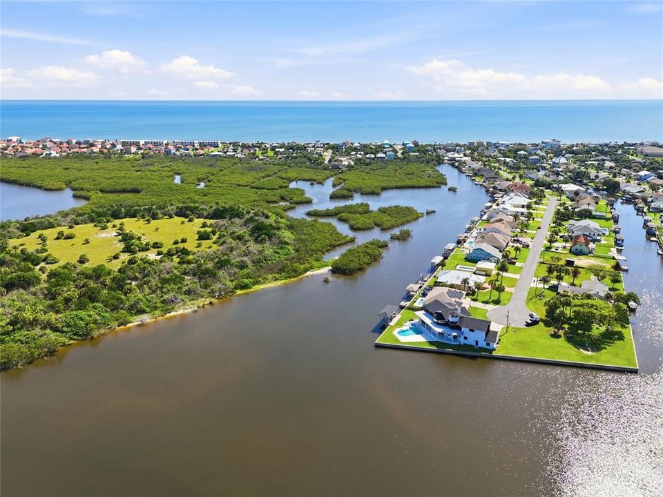 For Sale: $1,499,000 (2 beds, 2 baths, 1892 Square Feet)